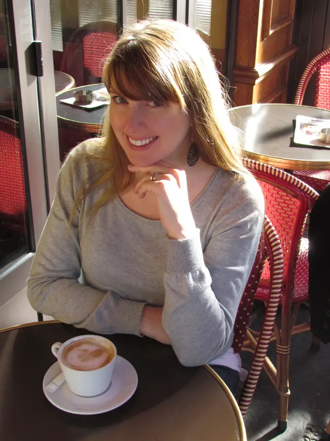Vicki Lesage - Confessions of a Paris Party Girl