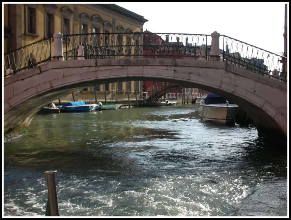 Beautiful Venice Bridges - One Day in Venice, Italy - LifeBeyondBorders