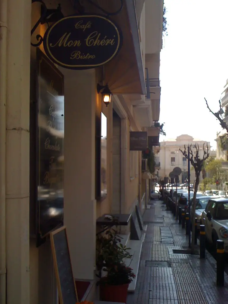 Cafe Mon Cheri - Irodotou St - Kolonaki