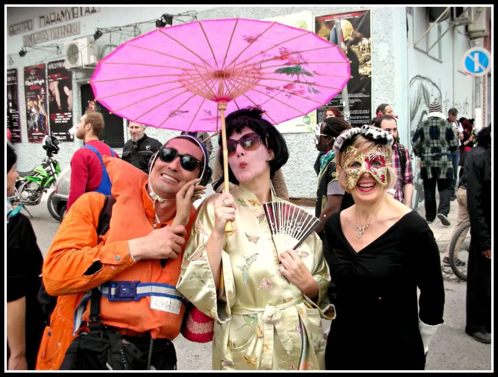 Apokries - Période de carnaval à Athènes, Grèce - LifeBeyondBorders