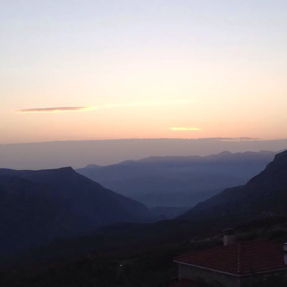 The view from Elafivolia Suites and Apartments - Arachova 