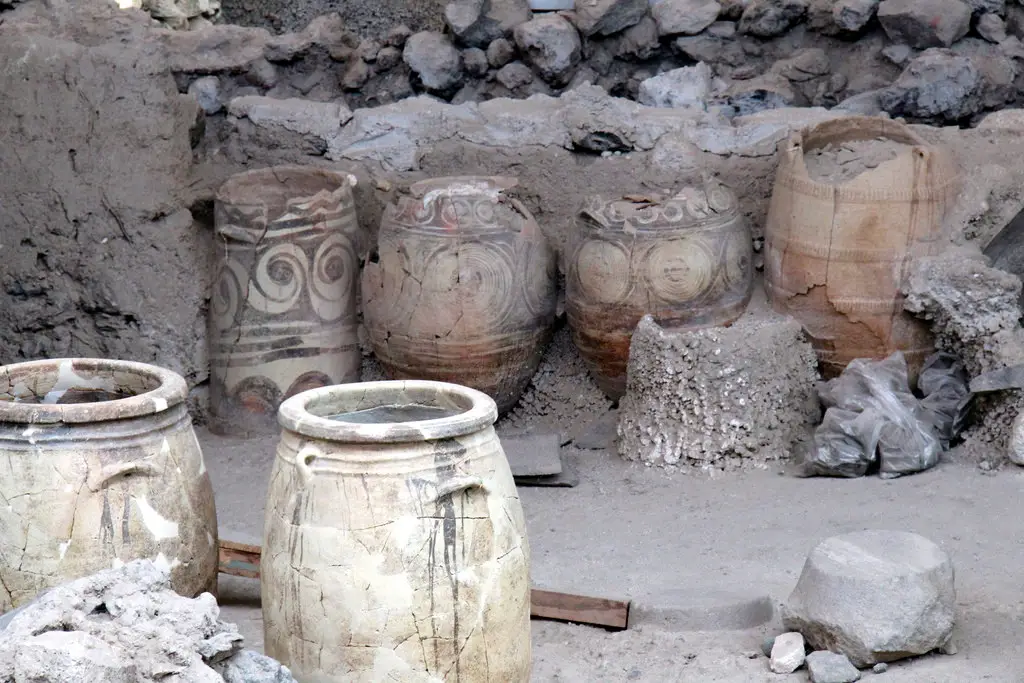 Akrotiri Ruins photo. Life Beyond Borders