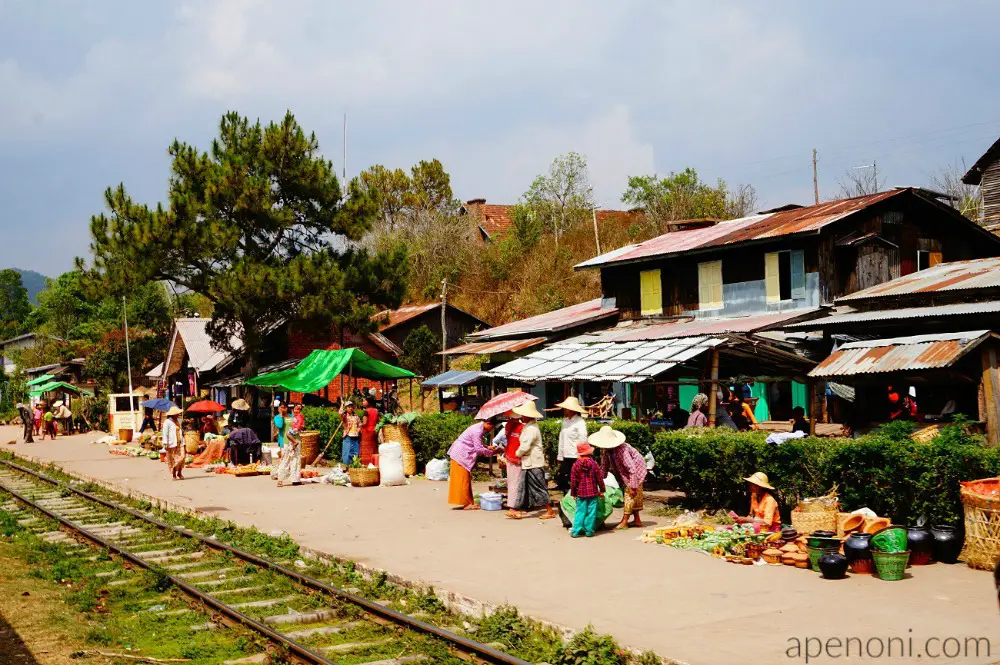 Train Travel Myanmar Trackside Shops Apenoni.com