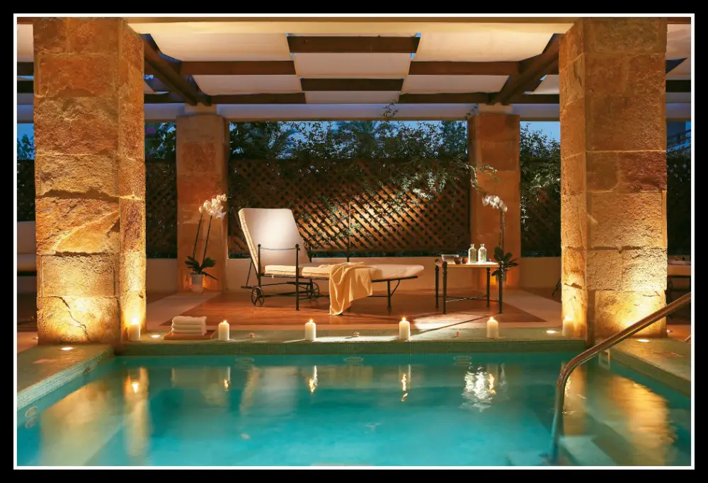 Elixir-Thalassospa,-Open-Air-Jacuzzi © Grecotel. Life Beyond Borders