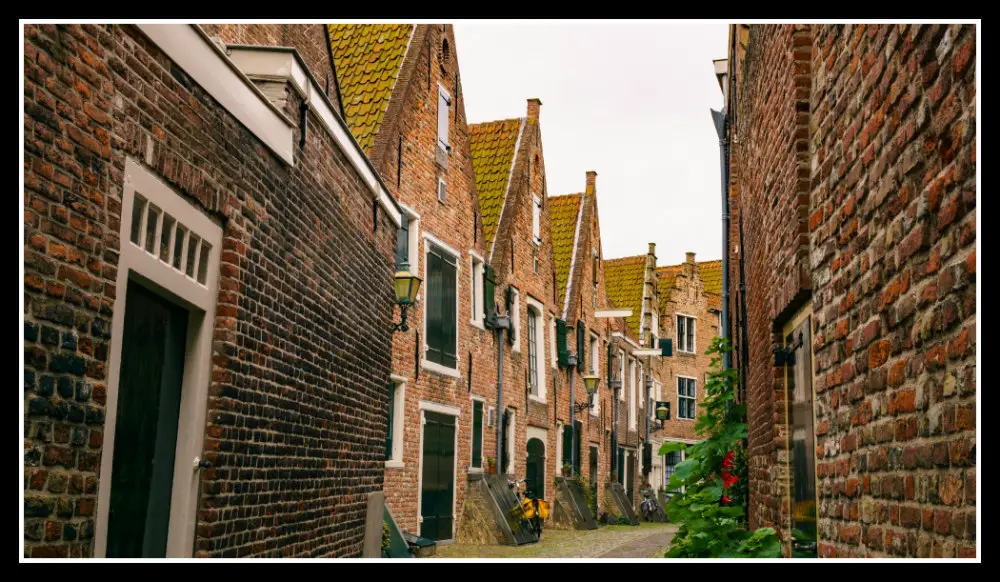 visiting the Dutch countryside - explore the Netherlands beyond the crowds- middelburg zeeland - Image © Visiting the Dutch Countryside - Life Beyond Borders